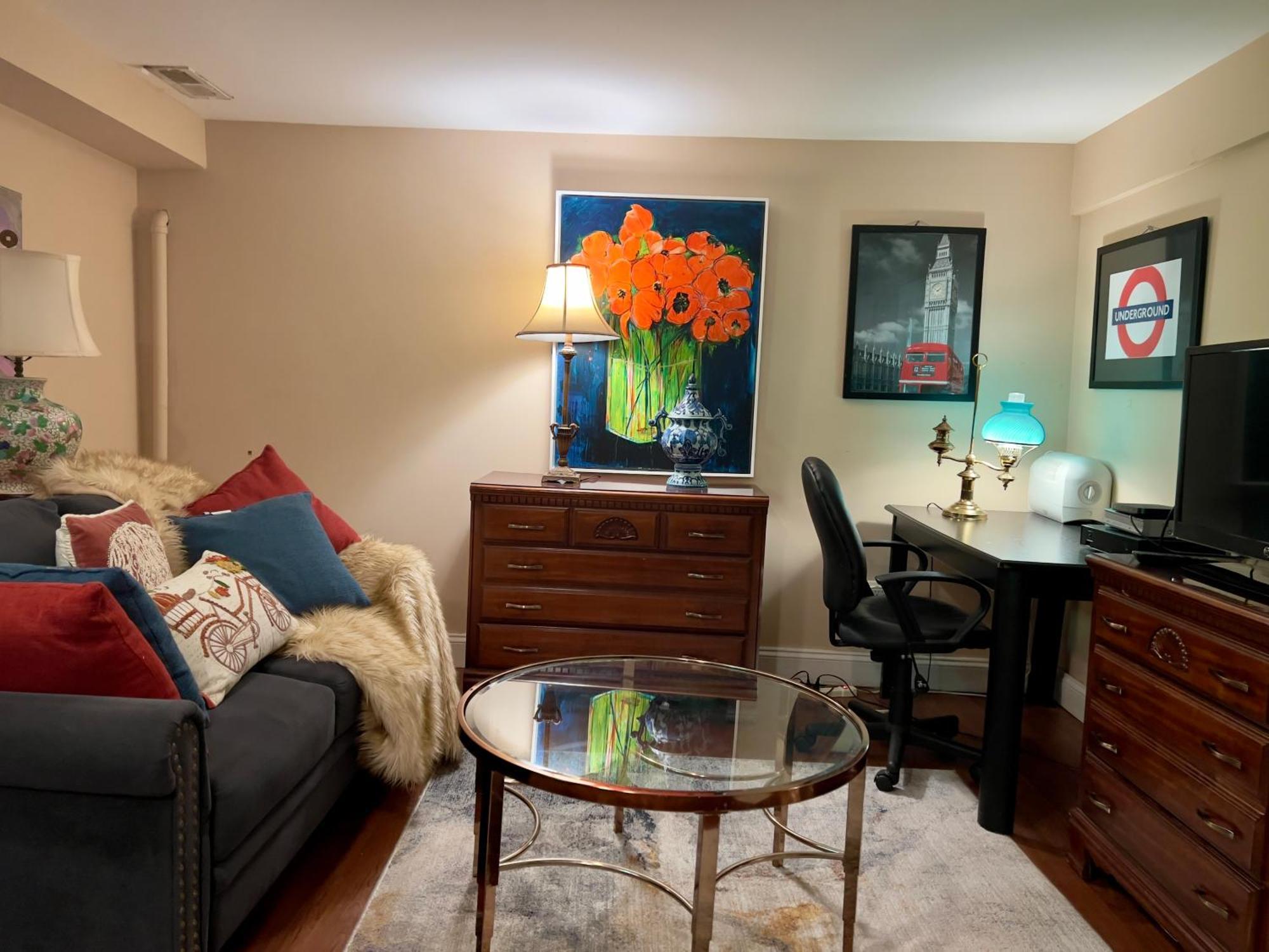 Charming 1-Bedroom Basement Close To Dc Pets Allowed Arlington Exterior foto